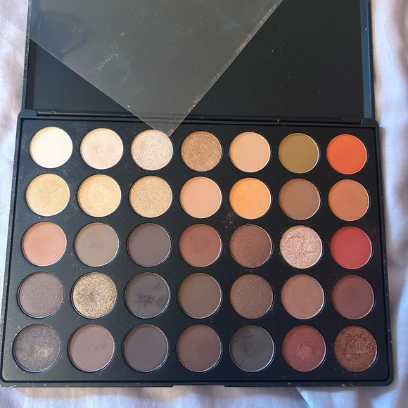 Makeup palette bundle - Picture 3 of 8